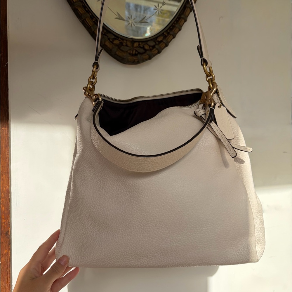 Coach Ivory Shay bag - Picture 2 of 5